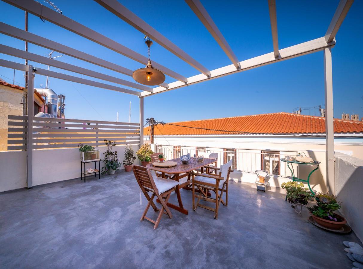 Апартаменты The Roof - Flat Sea View In Aegina Town Экстерьер фото
